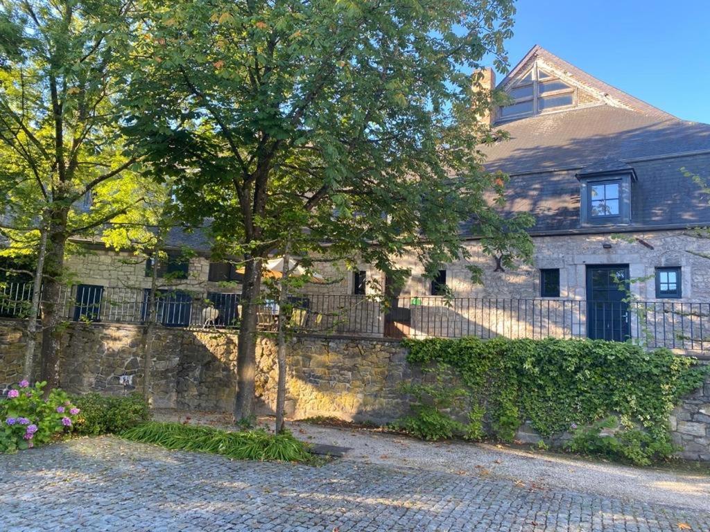 Les Confidences De Messire Sanglier, Stylished Guest Houses Beauraing Exteriör bild