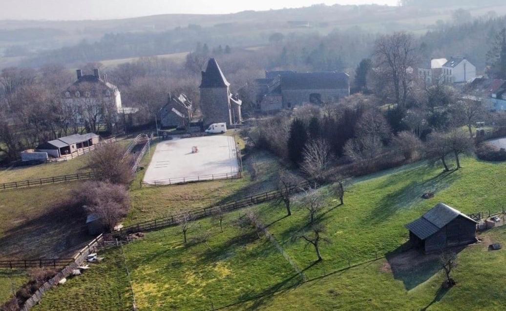 Les Confidences De Messire Sanglier, Stylished Guest Houses Beauraing Exteriör bild