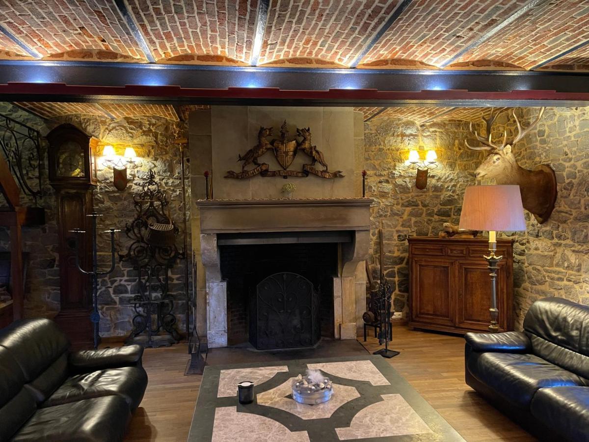 Les Confidences De Messire Sanglier, Stylished Guest Houses Beauraing Exteriör bild