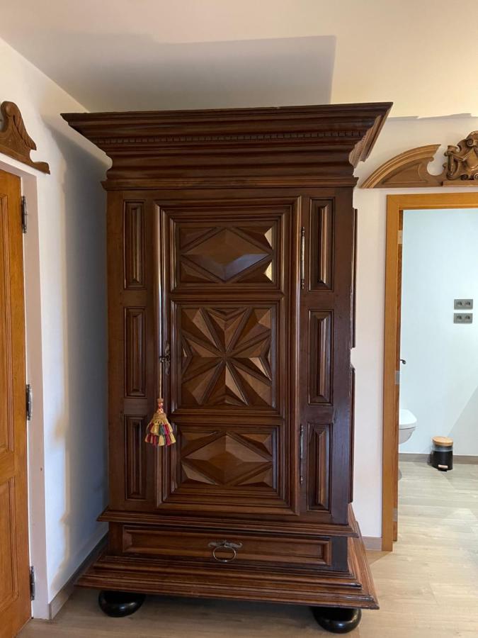 Les Confidences De Messire Sanglier, Stylished Guest Houses Beauraing Exteriör bild