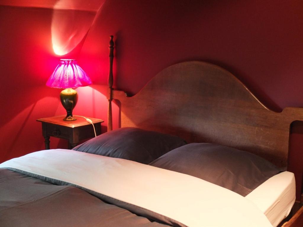 Les Confidences De Messire Sanglier, Stylished Guest Houses Beauraing Rum bild