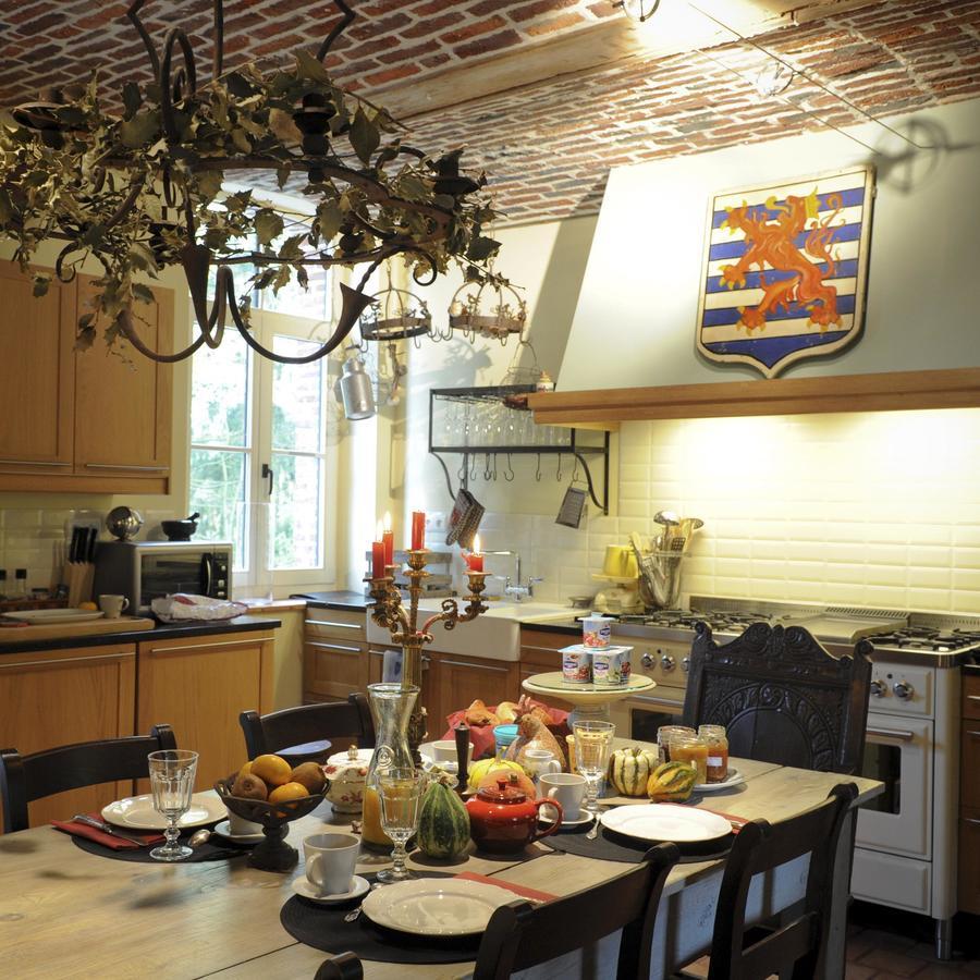 Les Confidences De Messire Sanglier, Stylished Guest Houses Beauraing Exteriör bild