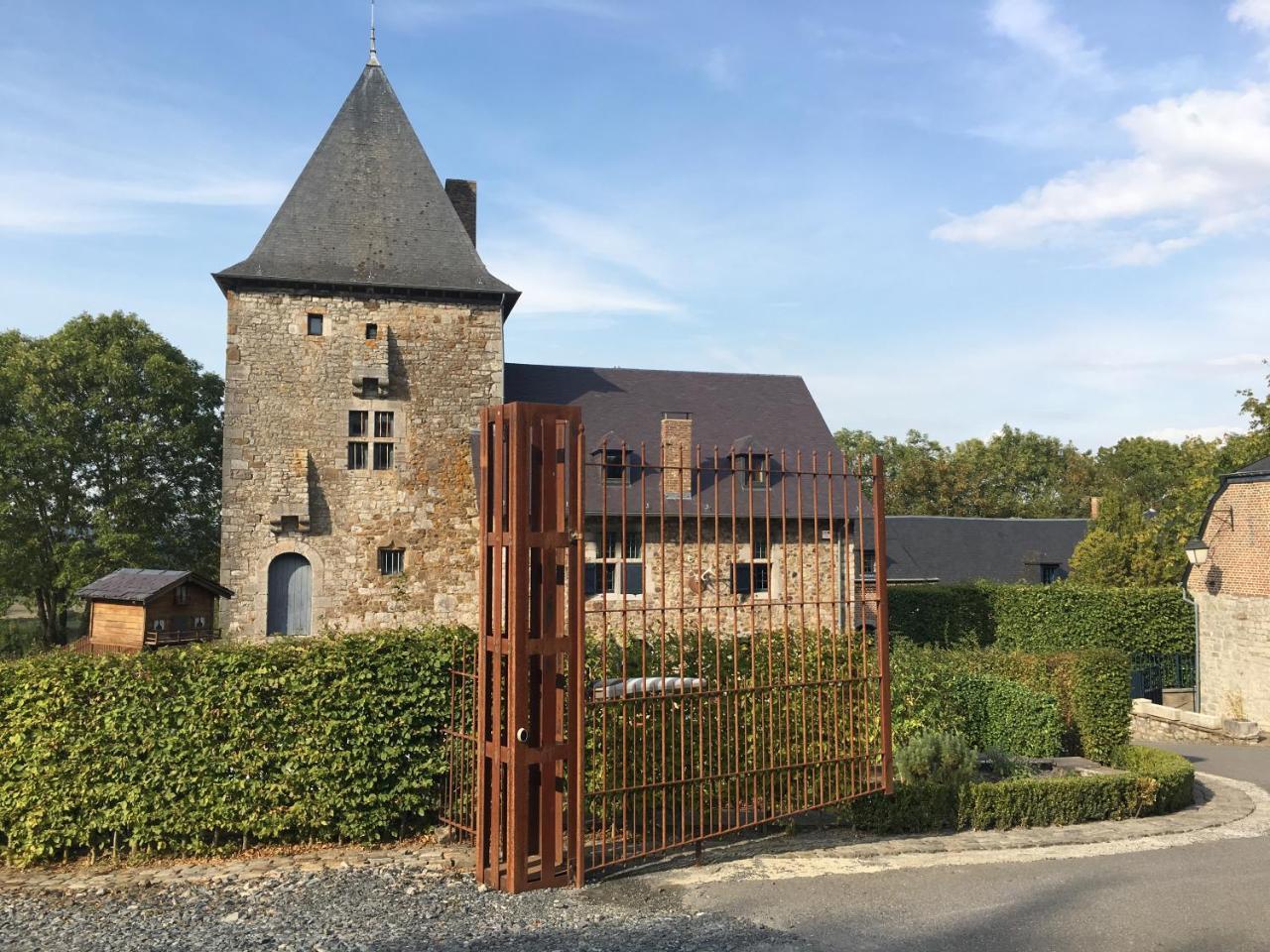Les Confidences De Messire Sanglier, Stylished Guest Houses Beauraing Exteriör bild