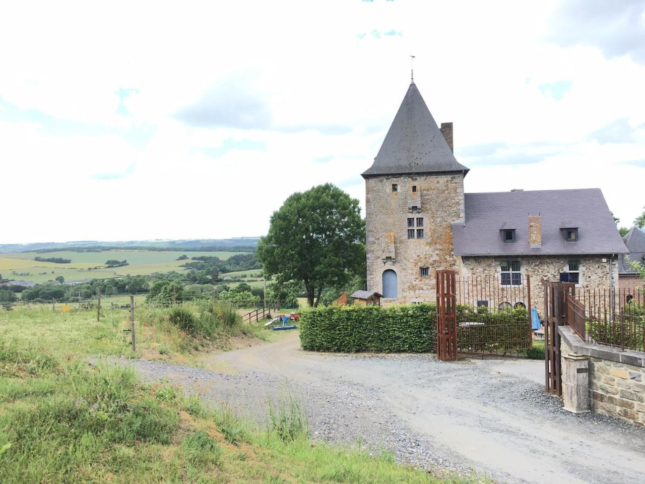 Les Confidences De Messire Sanglier, Stylished Guest Houses Beauraing Exteriör bild